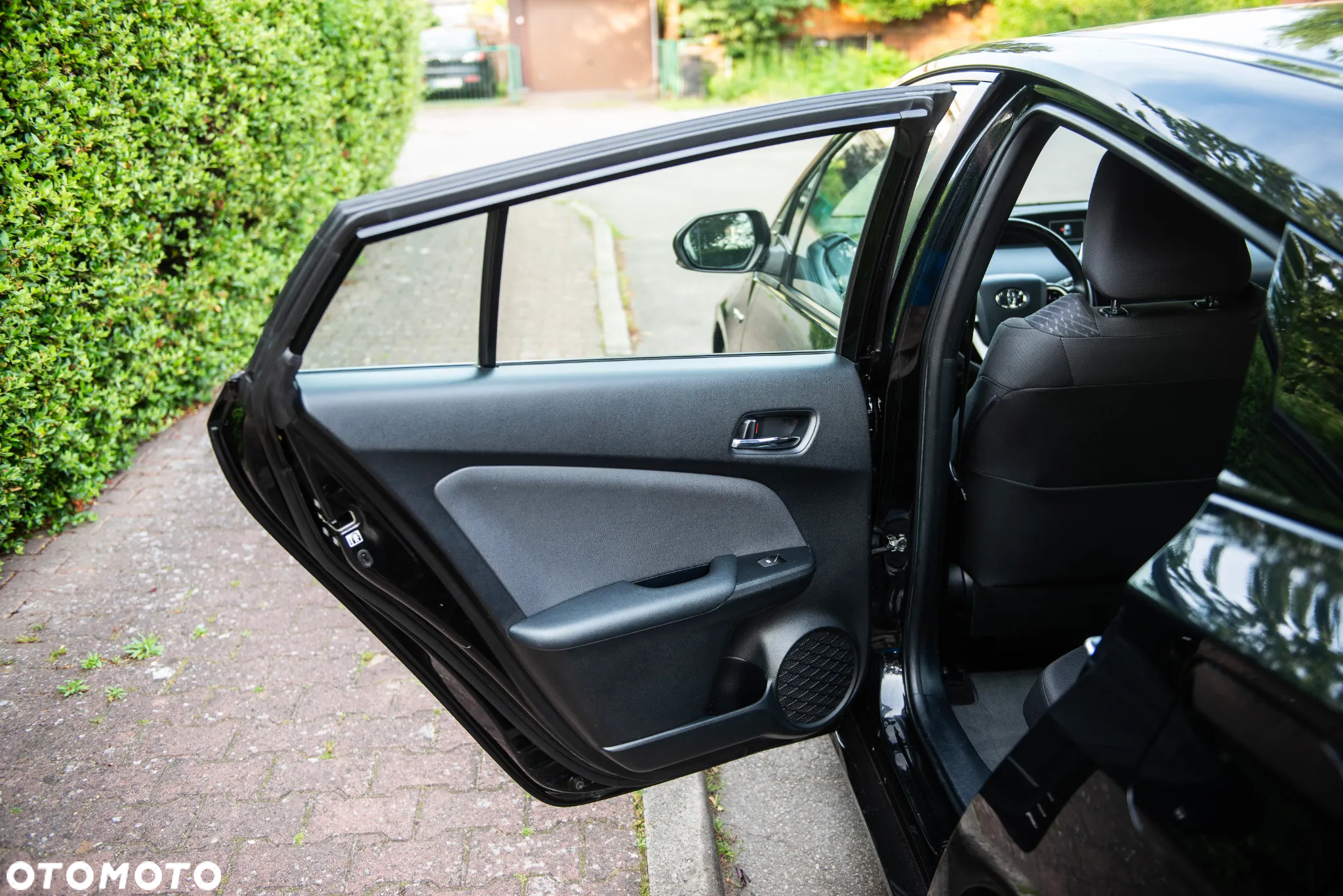 Toyota Prius 1.8 Hybrid Premium - 19