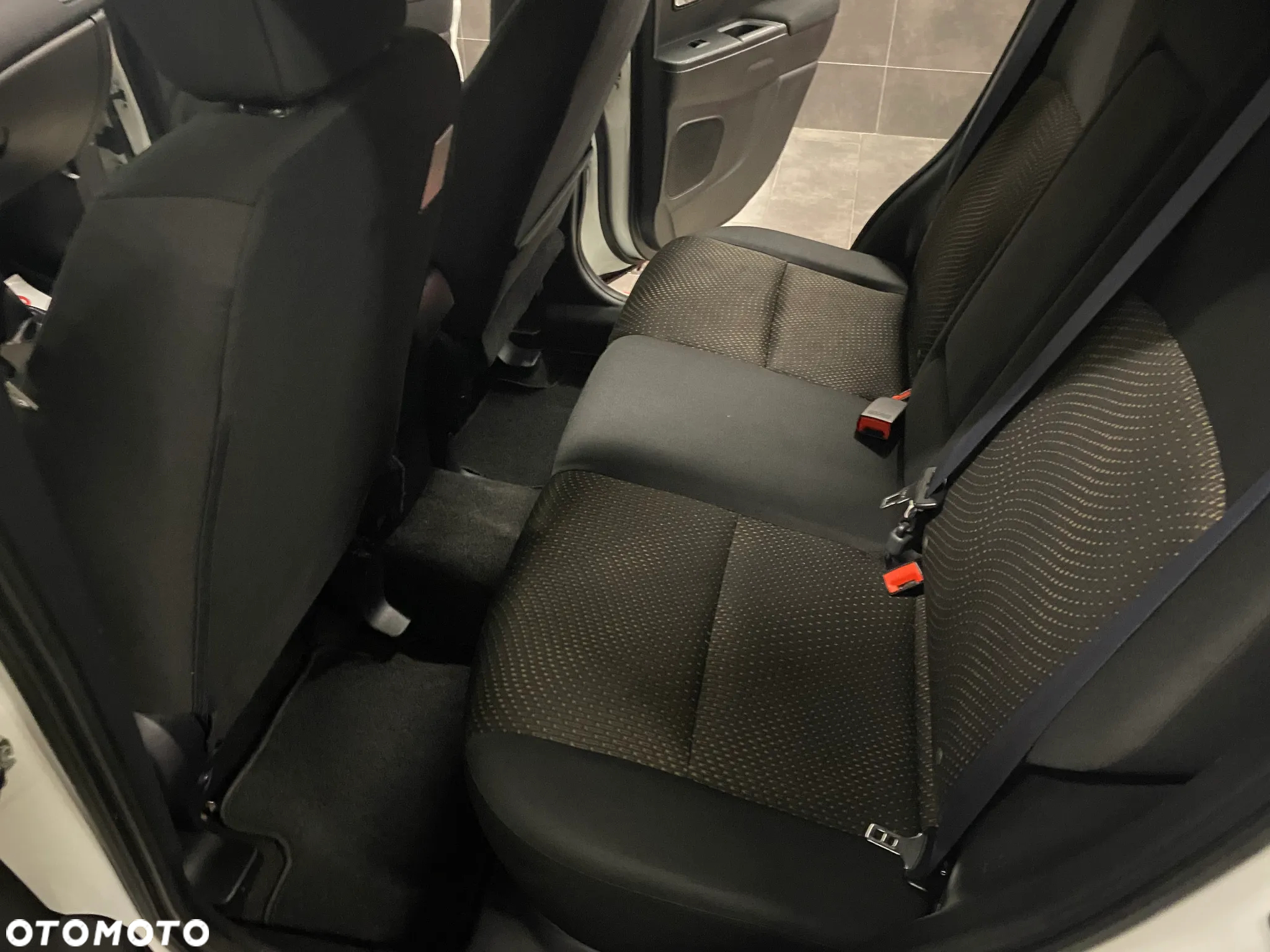 Mitsubishi ASX 1.6 Cool Edition - 18