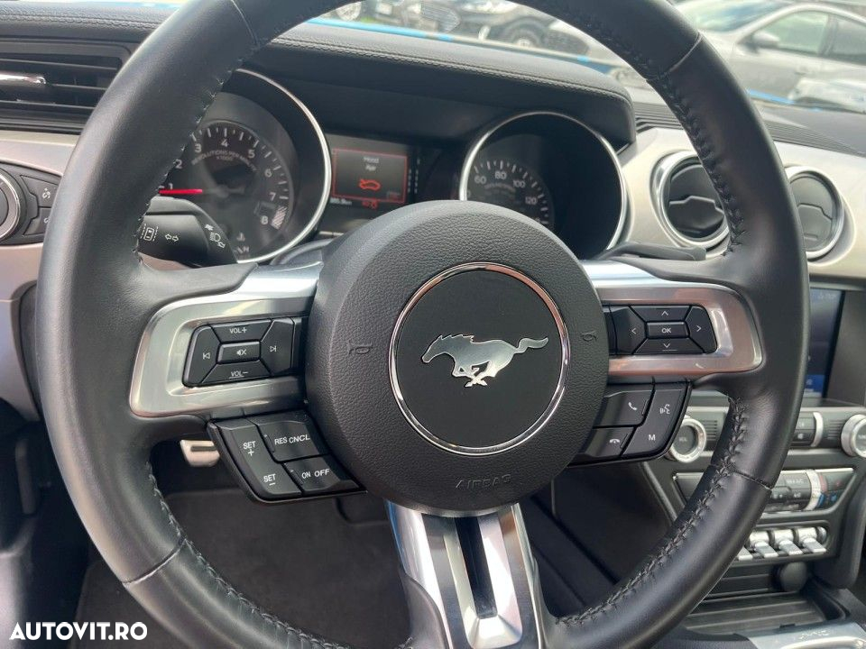 Ford Mustang - 17
