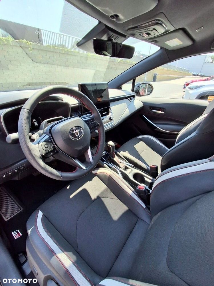 Toyota Corolla - 3