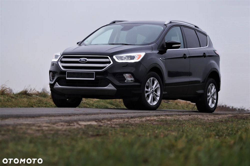 Ford Kuga - 2