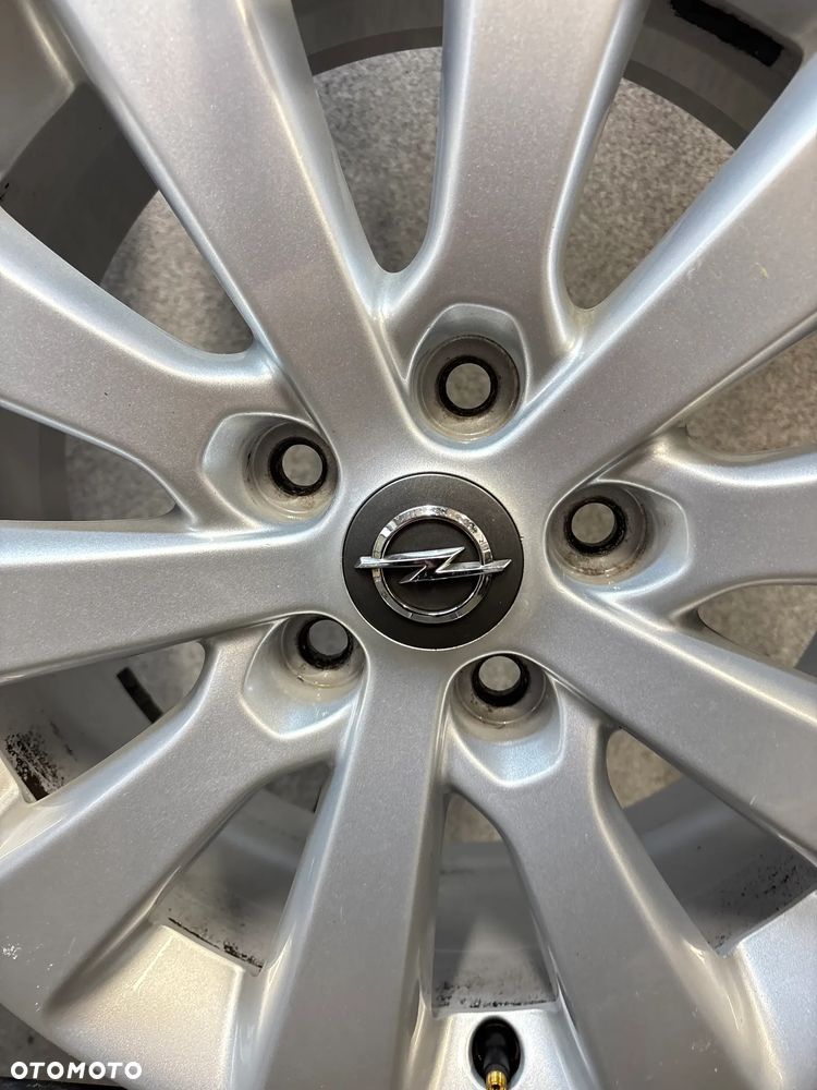 4 Felgi Alu. Opel Astra J, Insignia B,C Zafira C, 17", ET44 - 18