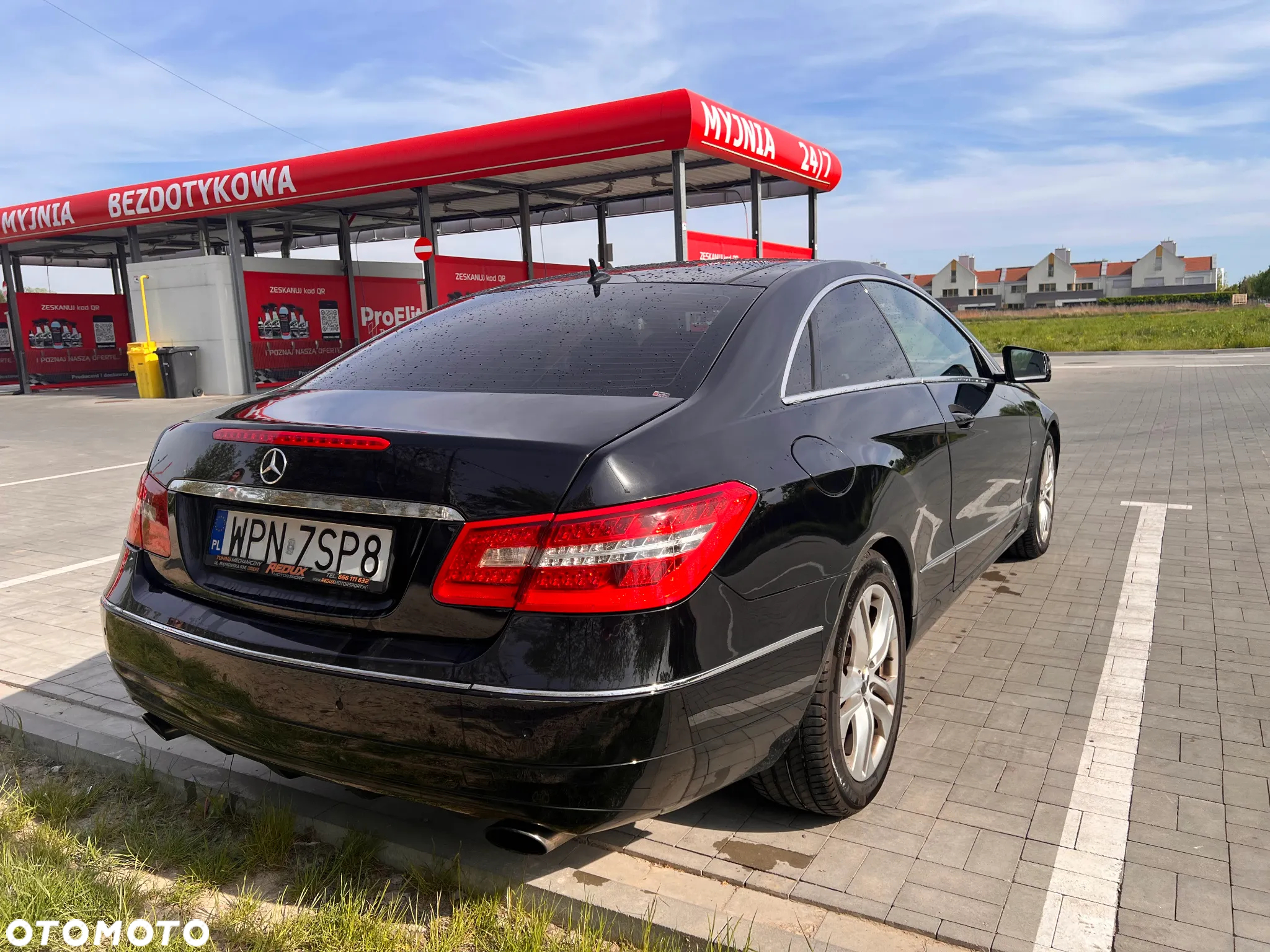 Mercedes-Benz Klasa E 350 CDI BlueEff - 13