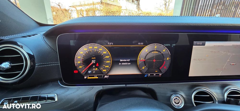 Mercedes-Benz E 220 d 4MATIC Aut. - 12