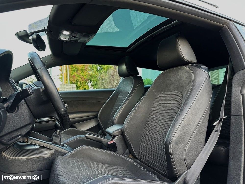 VW Scirocco 2.0 TDI Sport - 10