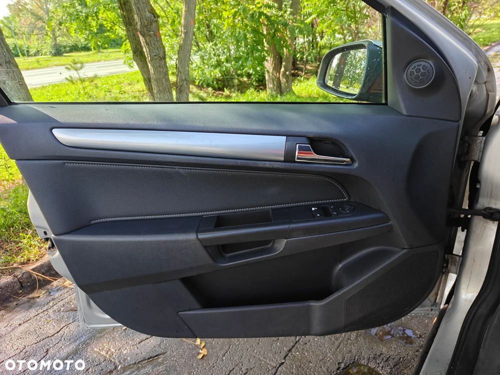 Opel Astra 1.6 Essentia - 6