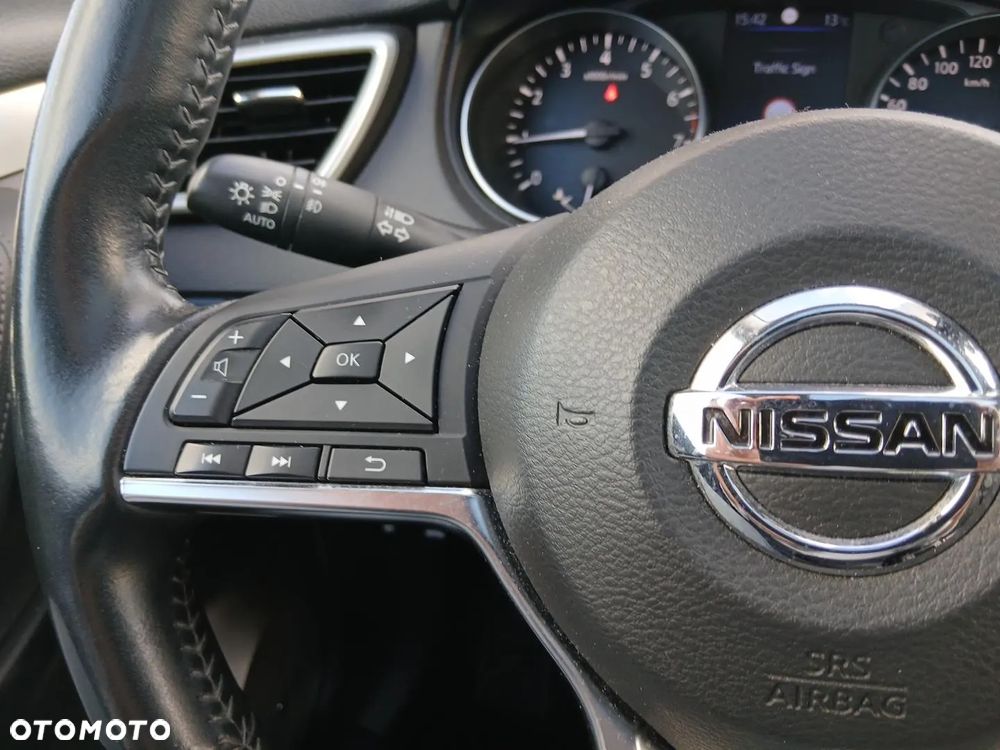 Nissan Qashqai 1.3 DIG-T Tekna DCT - 15