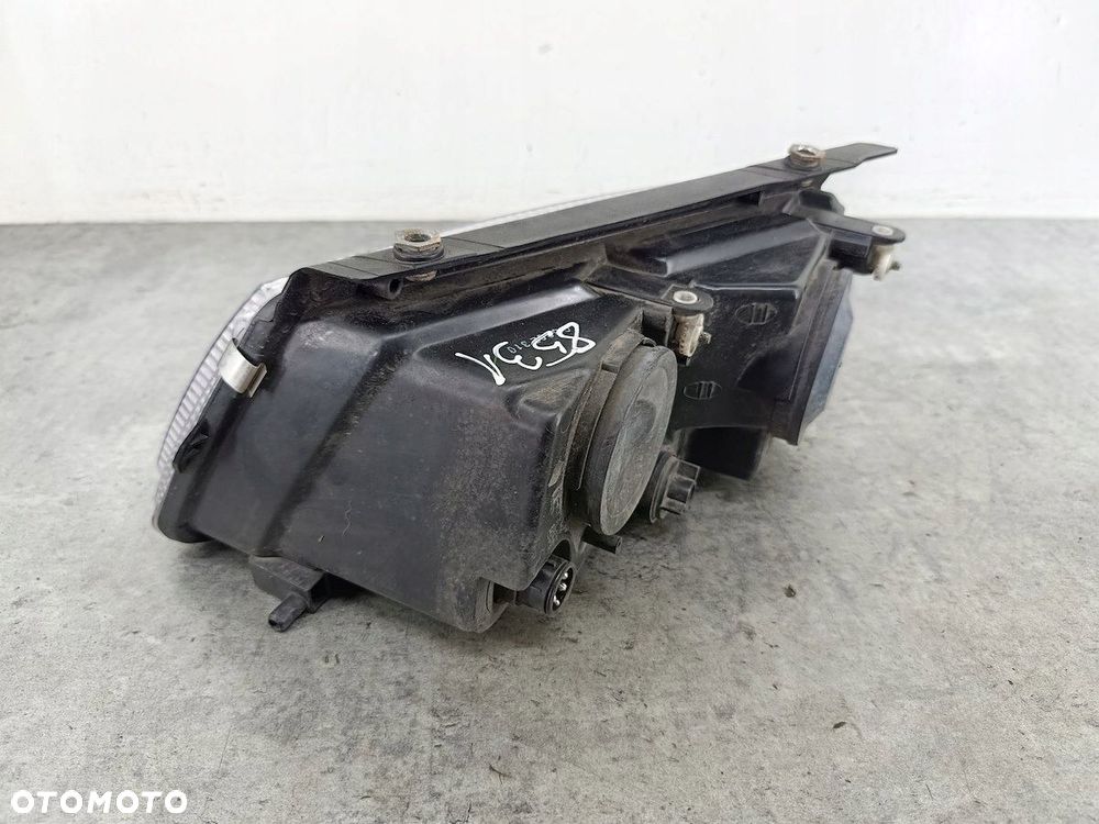 LAMPA PRZÓD PRAWA VW PASSAT B5 20-5079B TYC - 4