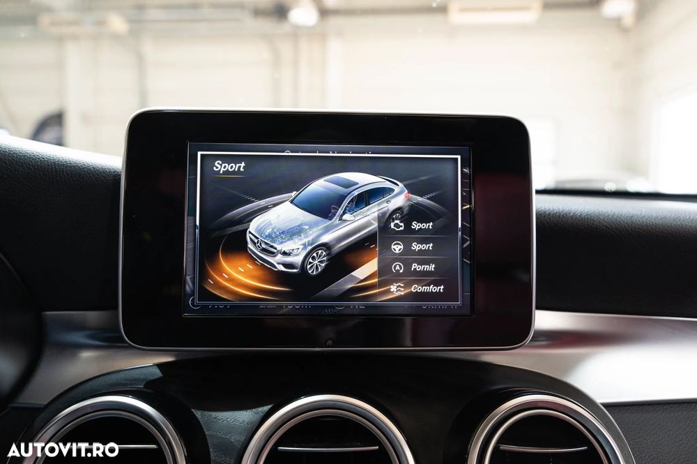 Mercedes-Benz GLC Coupe 250 4Matic 9G-TRONIC AMG Line - 20