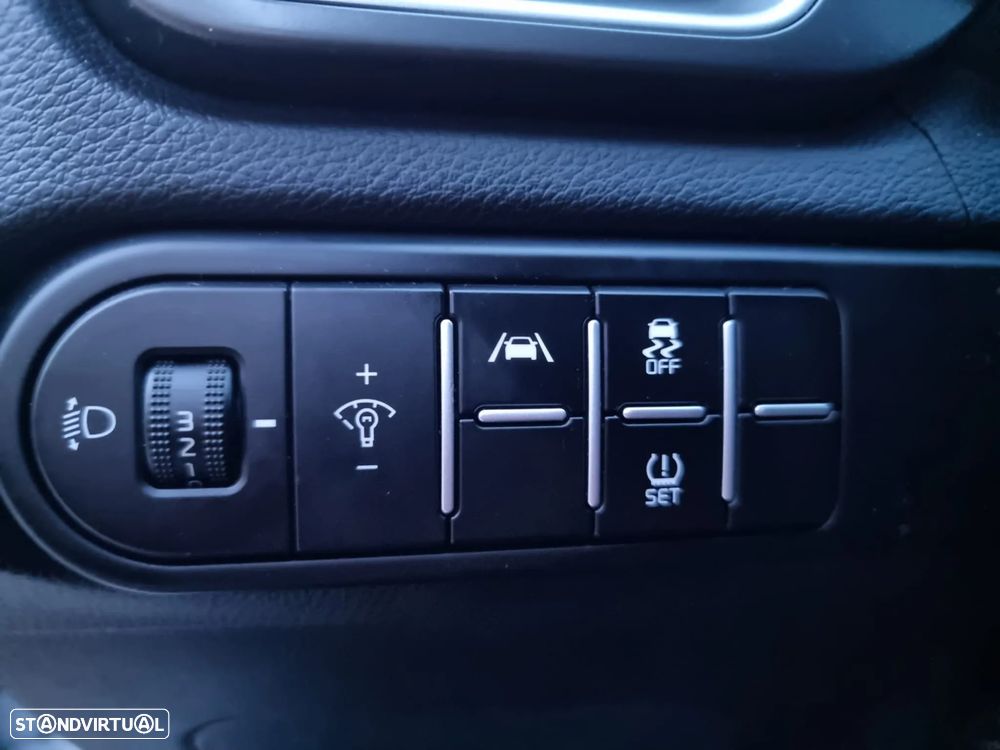 Kia XCeed 1.0 T-GDI Dynamic - 23