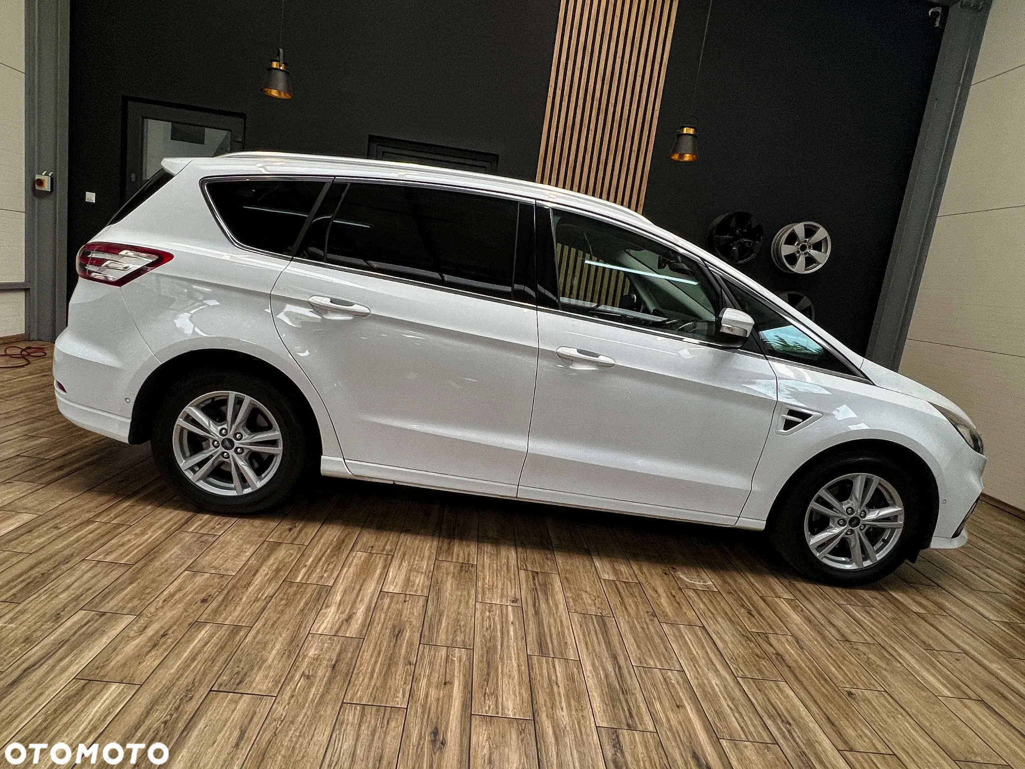 Ford S-Max 2.0 EcoBlue Titanium - 6