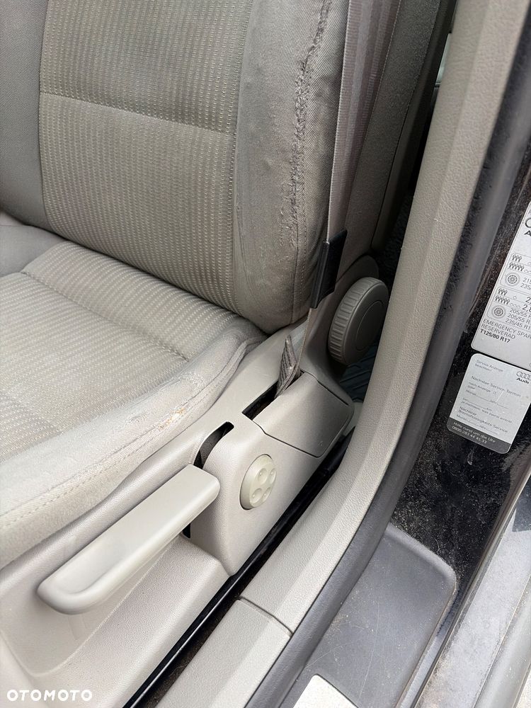 Audi A4 Avant 2.0 TDI DPF - 17