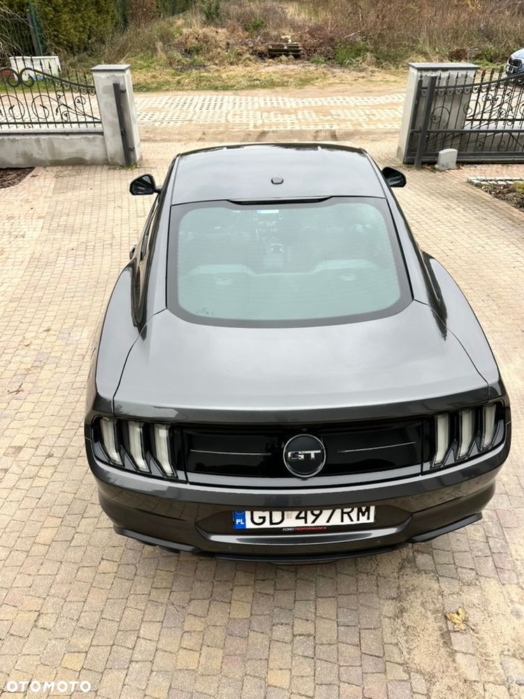 Ford Mustang - 8