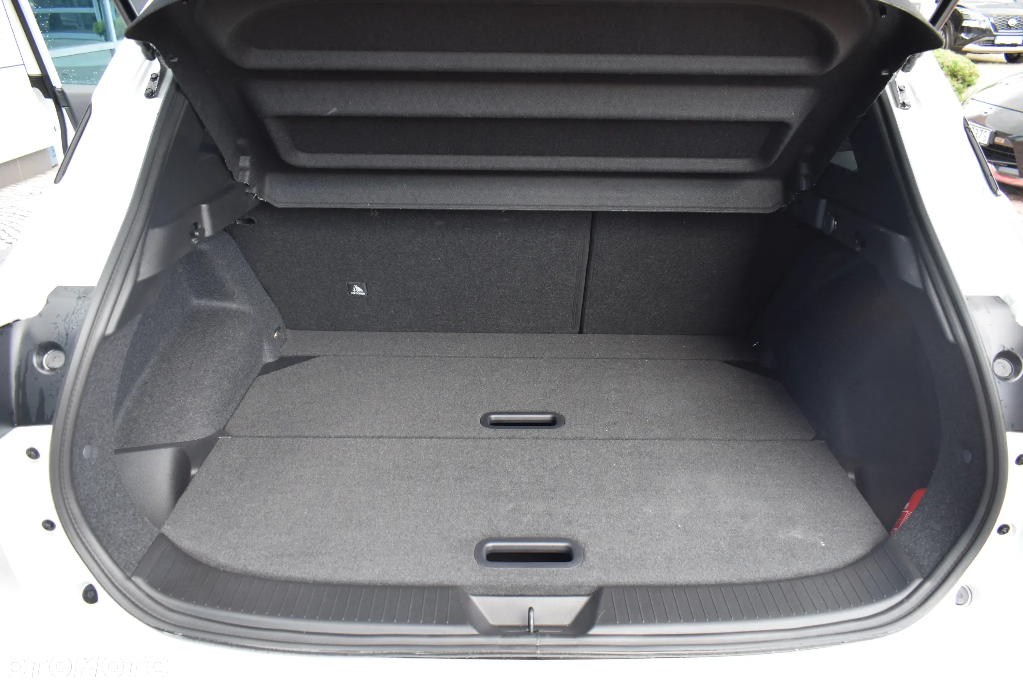 Nissan Qashqai 1.3 DIG-T mHEV N-Connecta Xtronic - 10