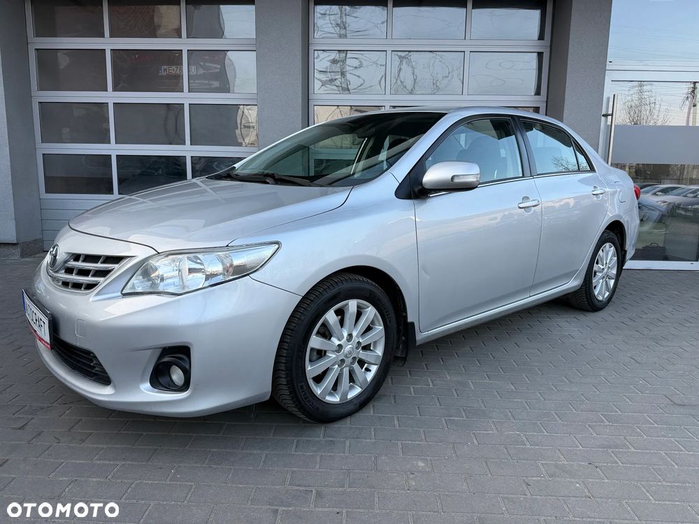 Toyota Corolla 1.6 Premium - 18