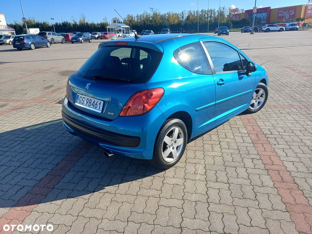 Peugeot 207 - 3