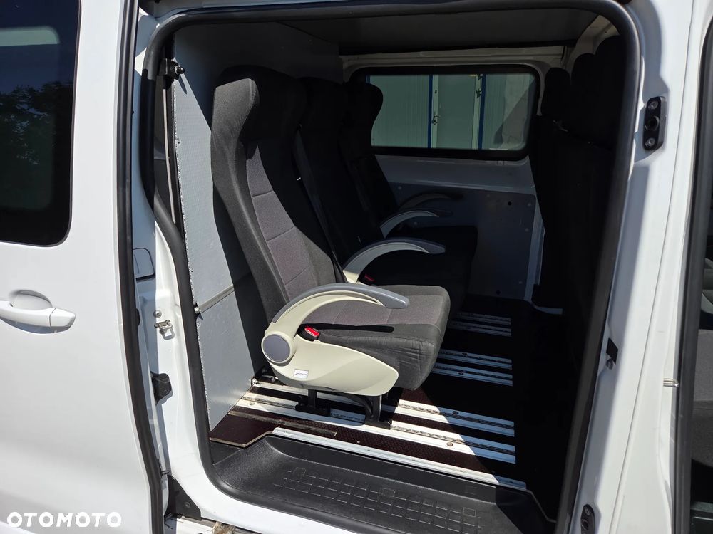 Opel Vivaro Extra Long 3,1t (bryg.) - 23