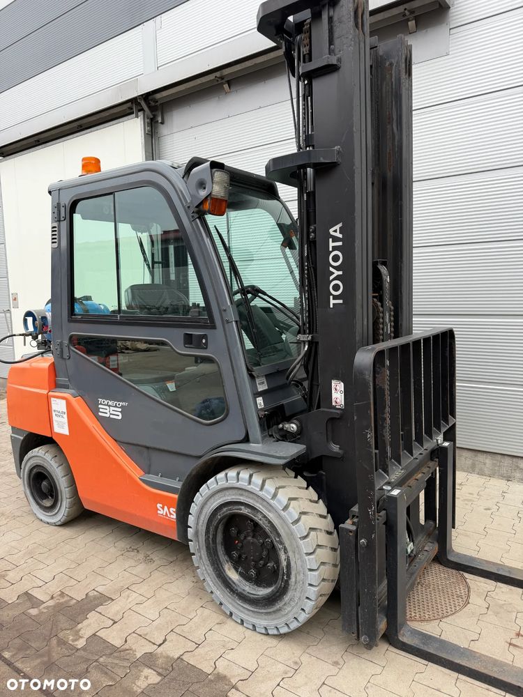 Toyota z nowej dostawy 30 szt wózków LPG DIESEL na stanie ponad 200szt Nowe i używane bezpośrednio od DEALERA tel. 789053484 - 11