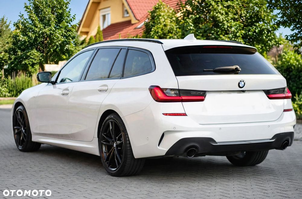 BMW Seria 3 320d xDrive MHEV M Sport sport - 5