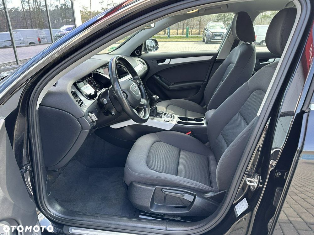 Audi A4 Limousine 1.8 TFSI quattro Attraction - 13