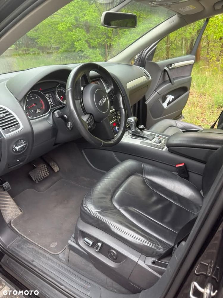 Audi Q7 - 17