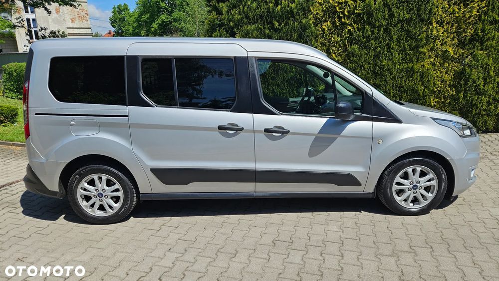 Ford Tourneo Connect Grand - 5