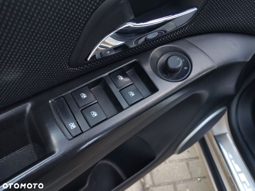 Chevrolet Cruze - 16