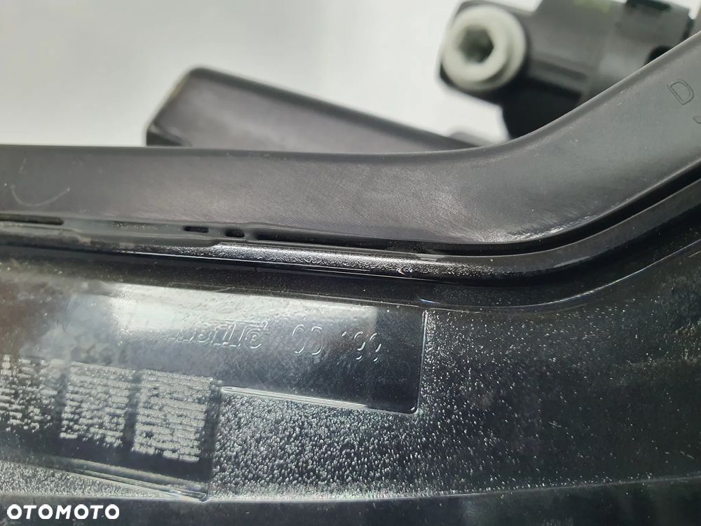 Toyota Yaris III Lift 17-19 - lampa przód prawa LED soczewka Oryginał EU!!! - 8