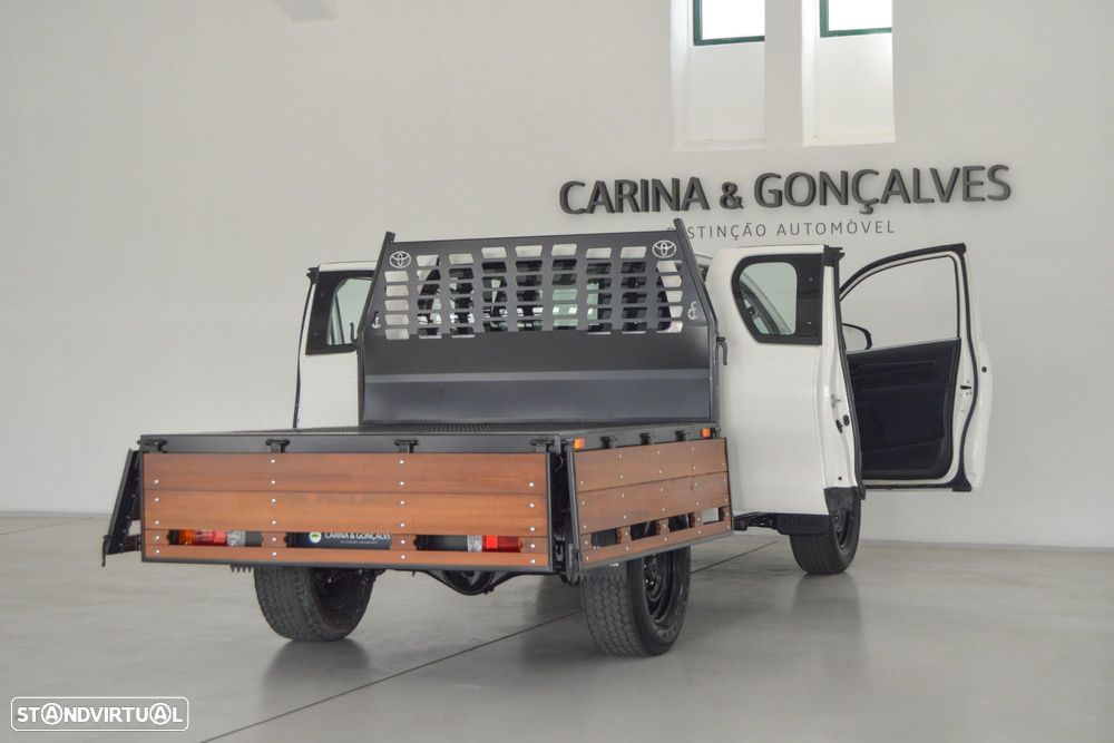 Toyota Hilux 2.4 D-4D 4X2 Cabine Extra 3L - 11