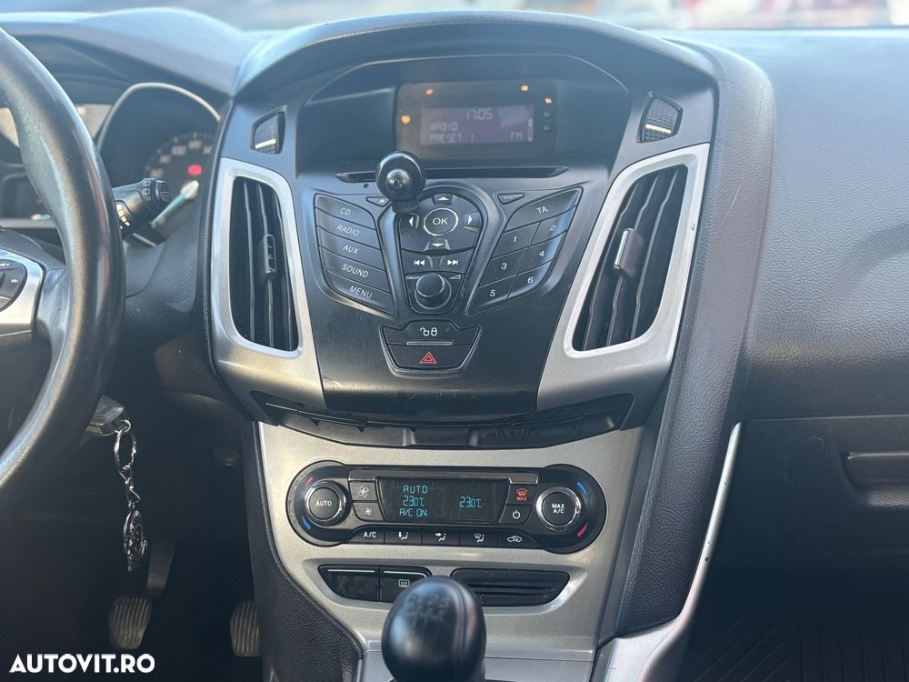 Ford Focus 1.6 TDCI DPF Titanium - 15