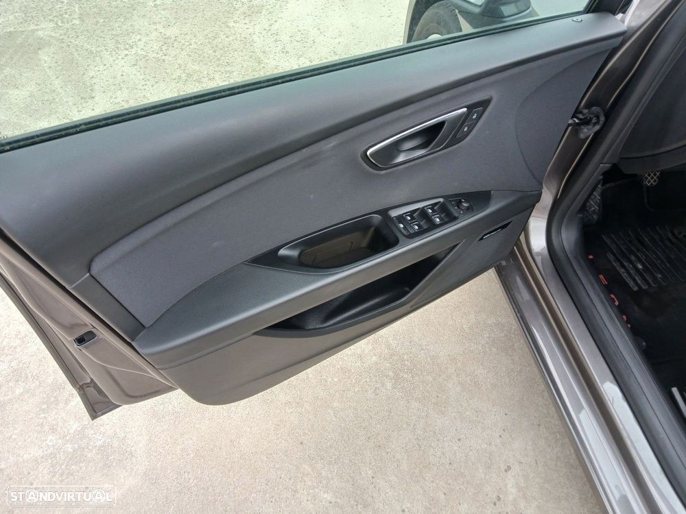 SEAT Leon 1.6 TDI Style Ecomotive - 15
