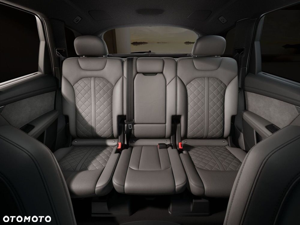 Audi Q7 - 8