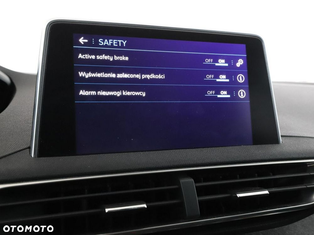 Peugeot 3008 1.6 THP Crossway S&S EAT6 - 26