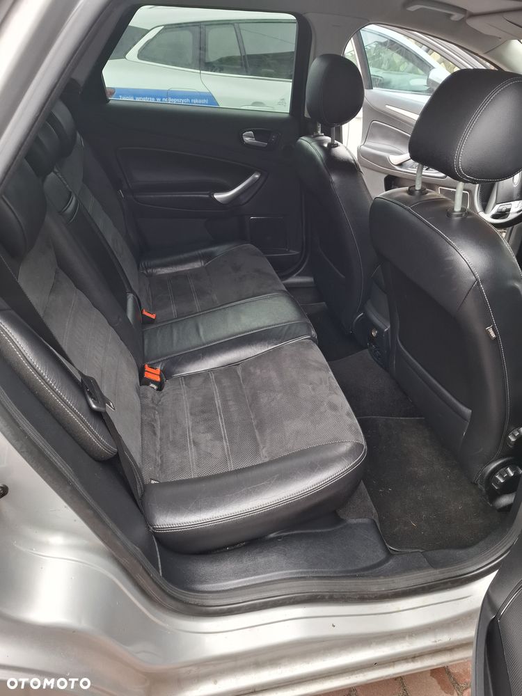 Ford Mondeo 2.5 Titanium X - 13
