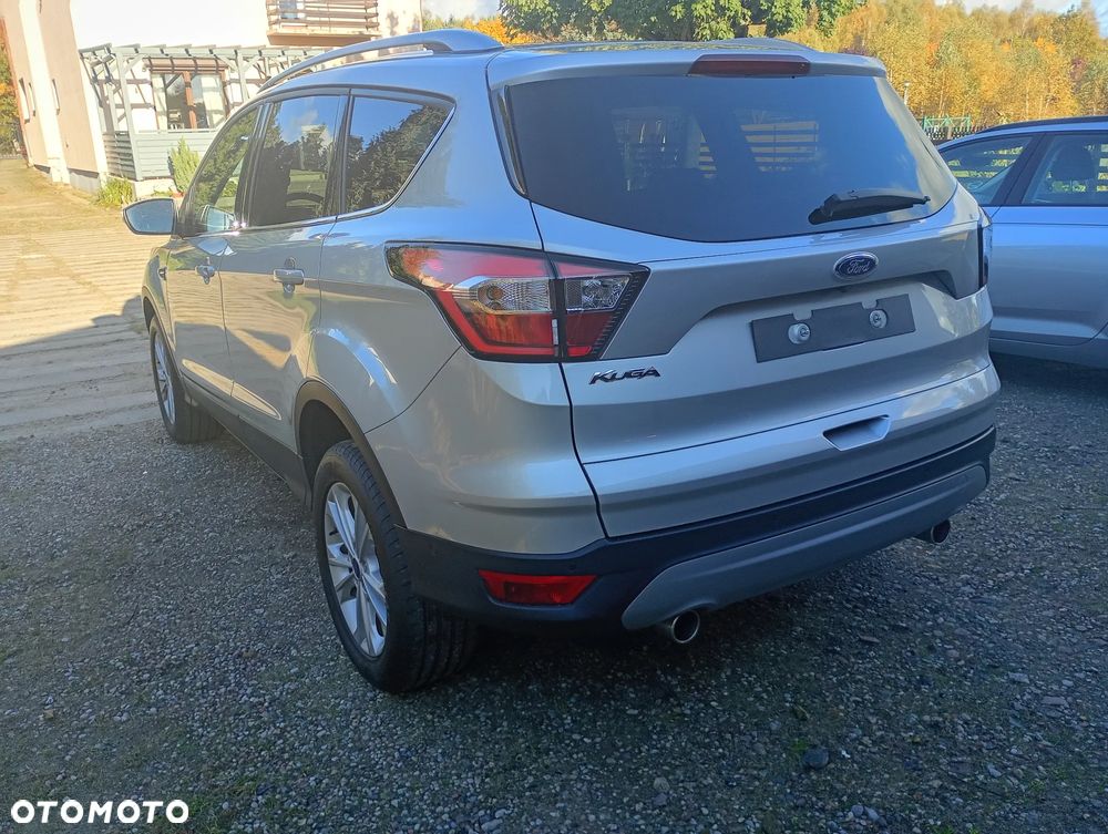 Ford Kuga - 5