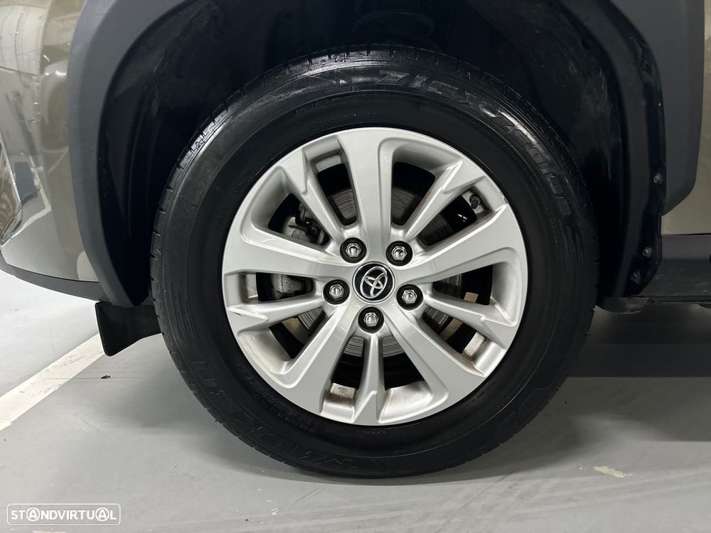 Toyota Yaris Cross 1.5 HDF Comfort Plus - 15