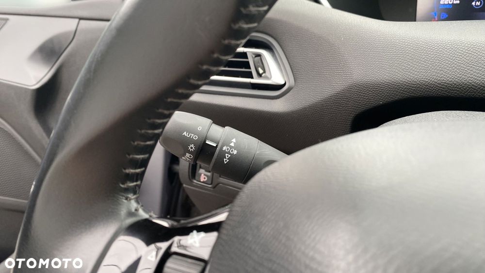 Peugeot 308 1.5 BlueHDi Active Pack S&S - 25