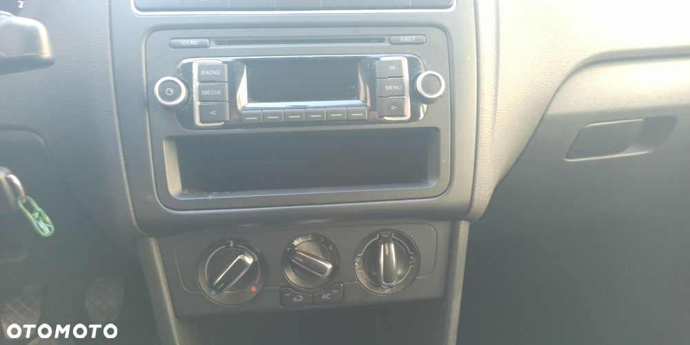 Volkswagen Polo 1.6 TDI Comfortline - 15