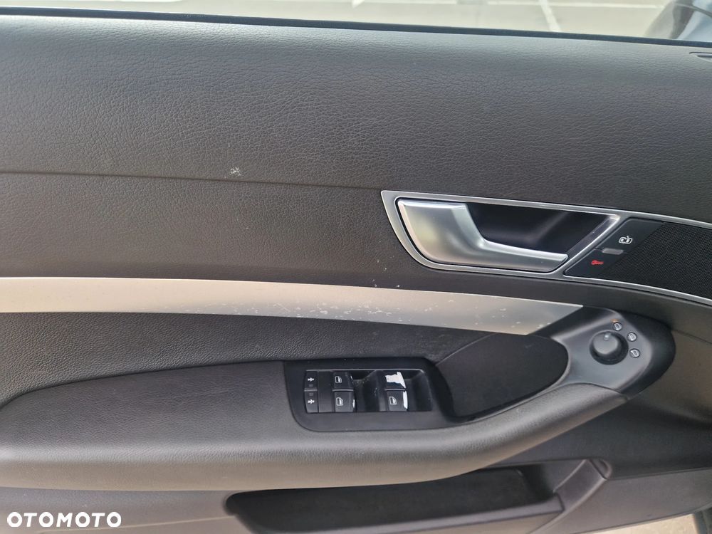 Audi A6 Avant 2.0 TDI Multitronic - 13