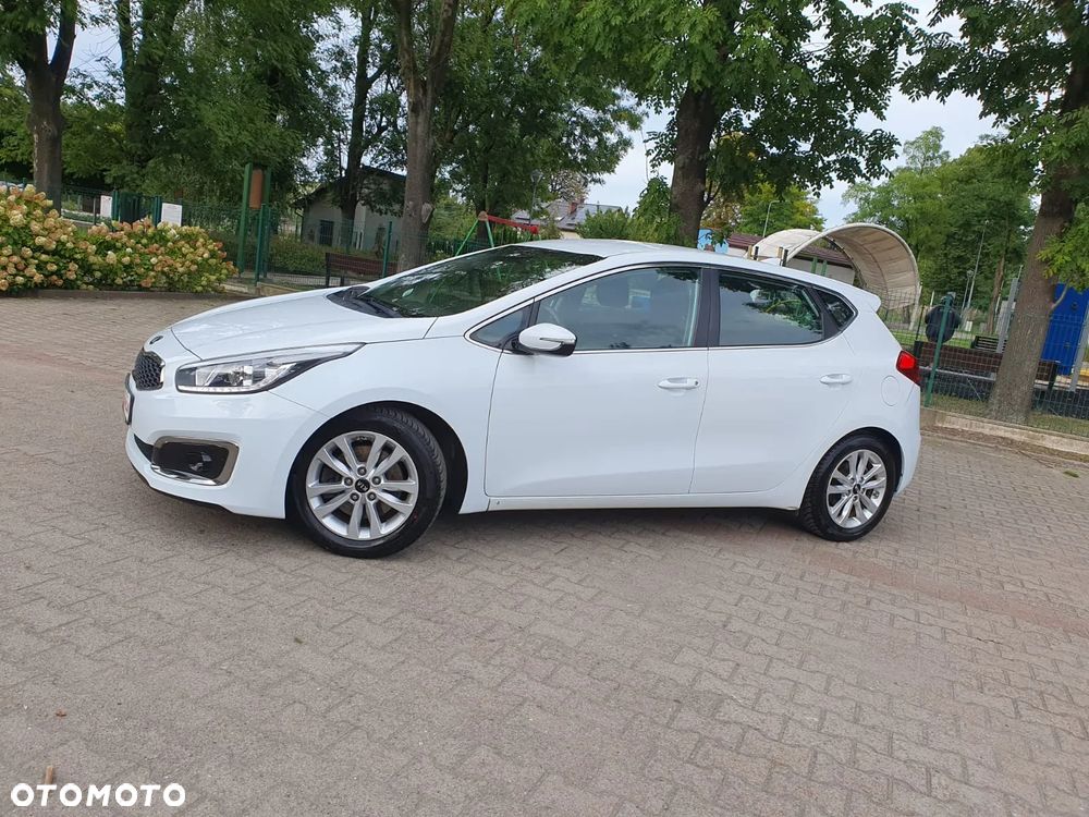 Kia Ceed 1.6 GDI XL - 5