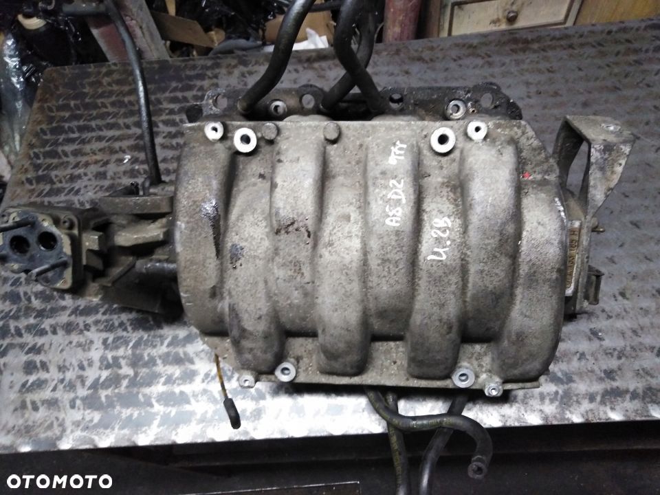Kolektor Ssący Audi A6 A8 3.7 4.2 V8 077133185H - 1
