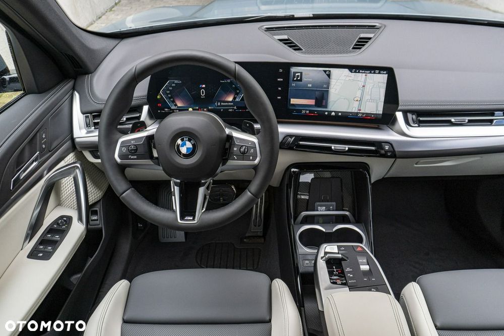 BMW X1 sDrive18i - 14