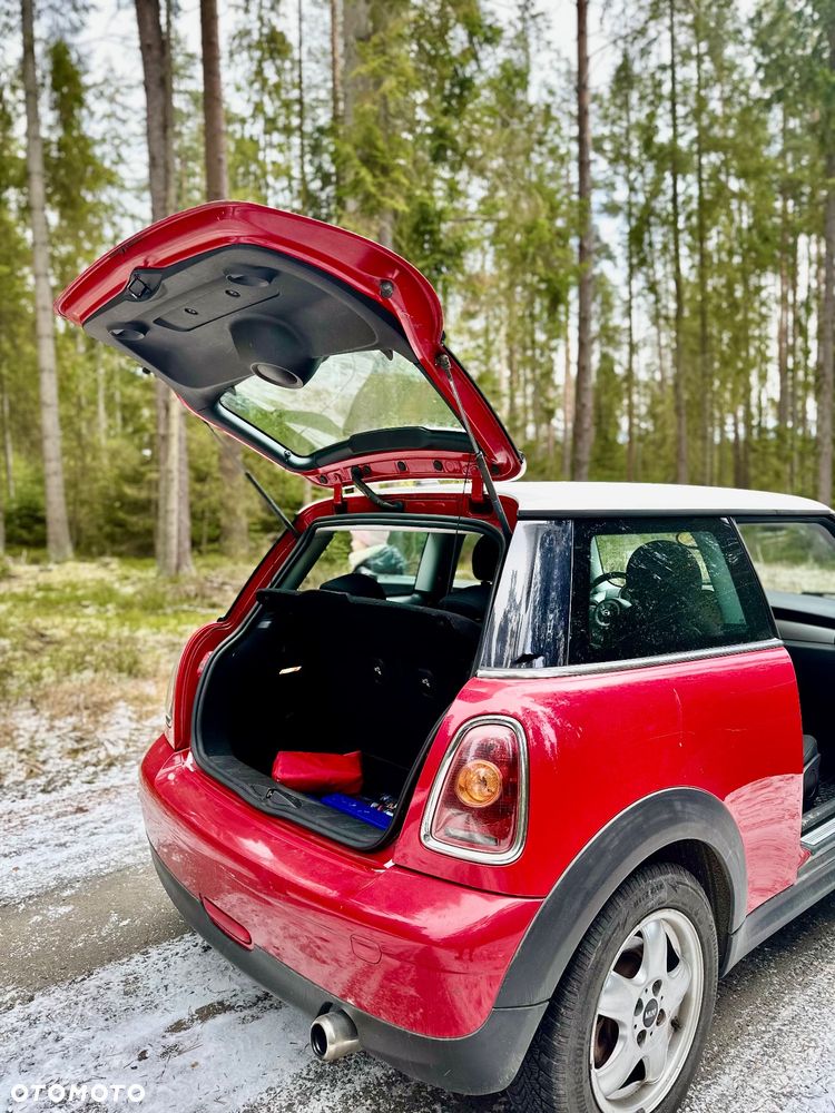 MINI Cooper 50 Mayfair - 9