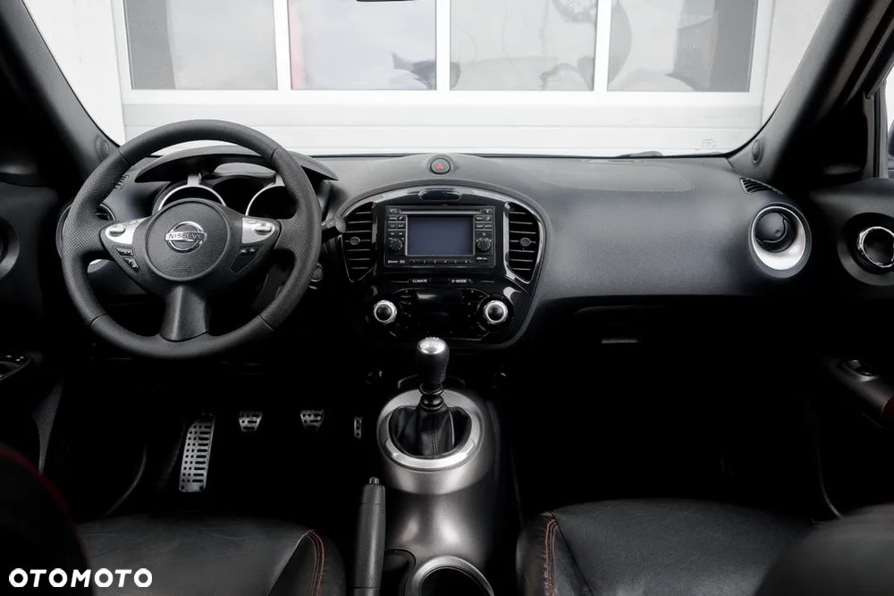 Nissan Juke 1.6 T Tekna - 37