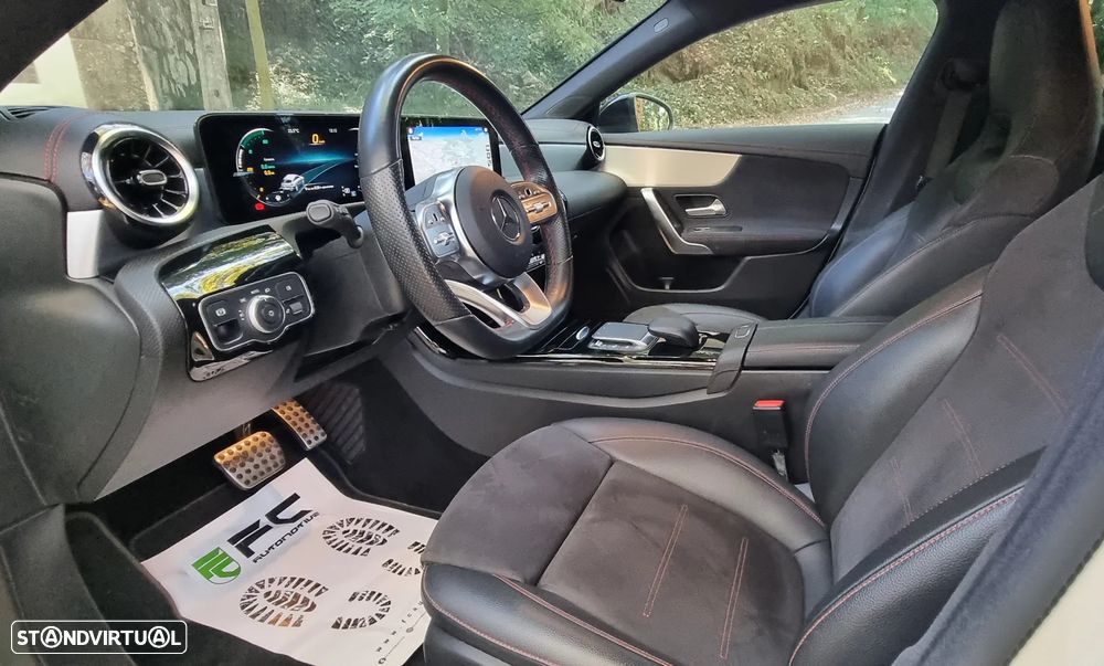 Mercedes-Benz CLA 250 e Shooting Brake AMG Line - 14