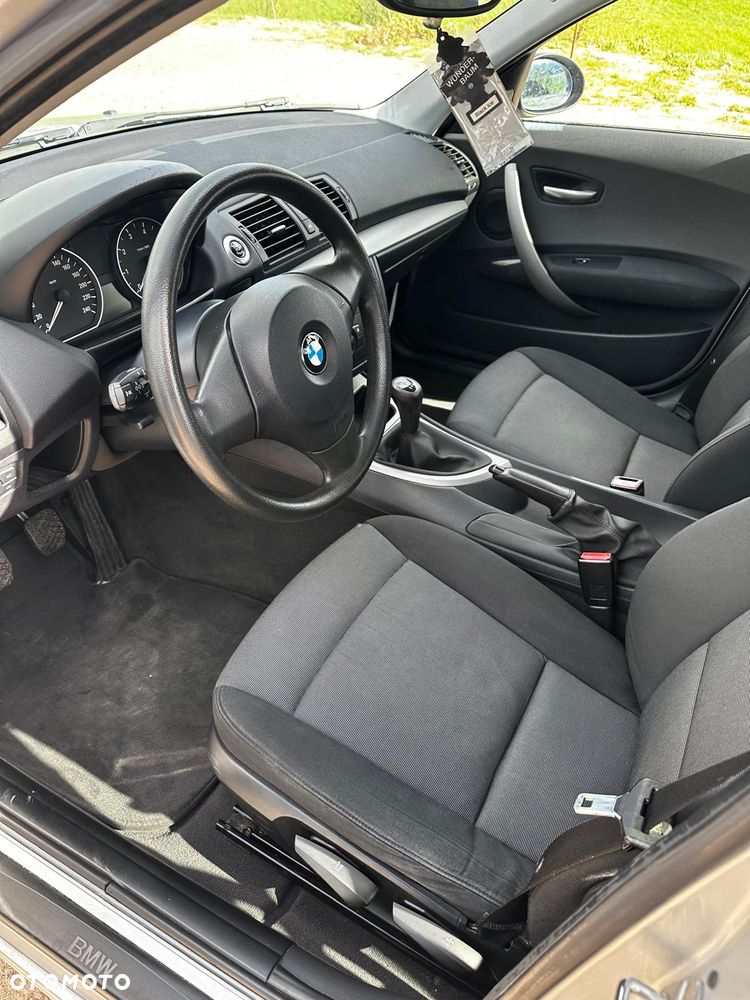 BMW Seria 1 - 8