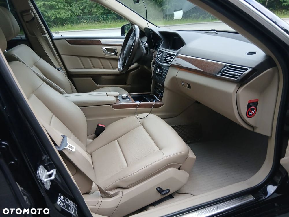 Mercedes-Benz Klasa E 250 CDI 4-Matic Elegance - 11