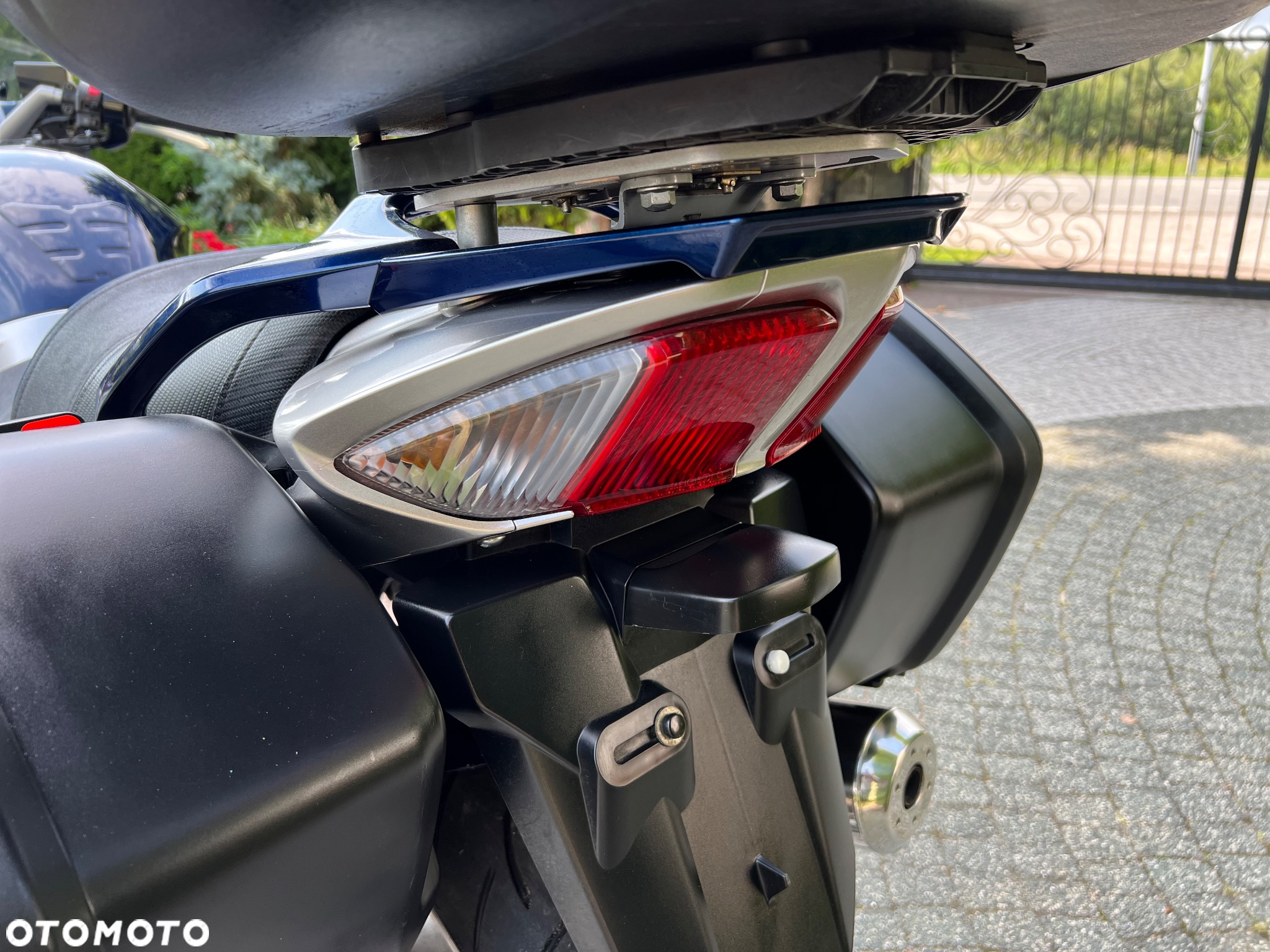 Yamaha FJR - 21