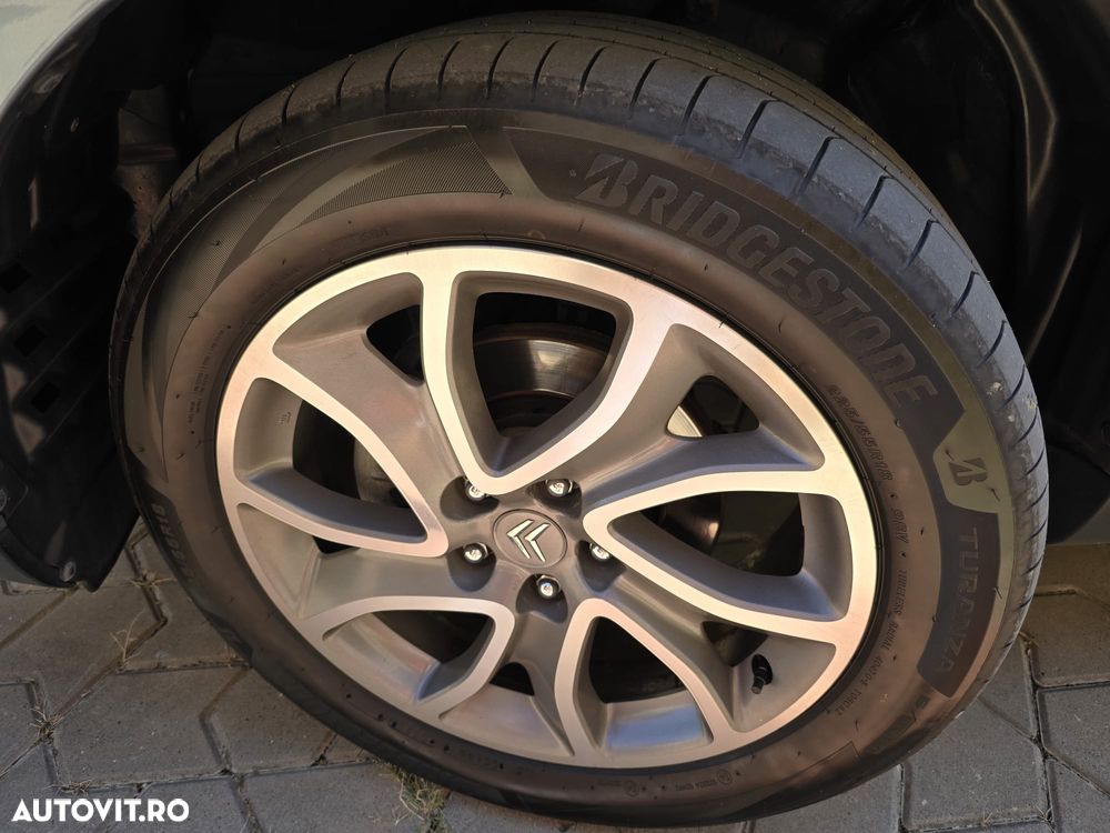 Citroën C-Crosser - 27