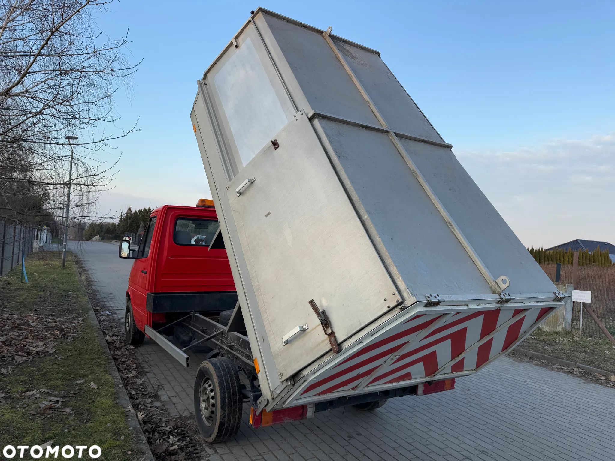 Mercedes-Benz SPRINTER WYWROTKA ŚMIECIARKA - 10